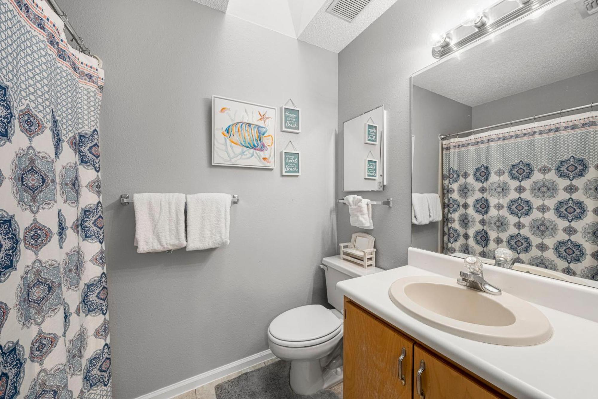 Barefoot Apartment *