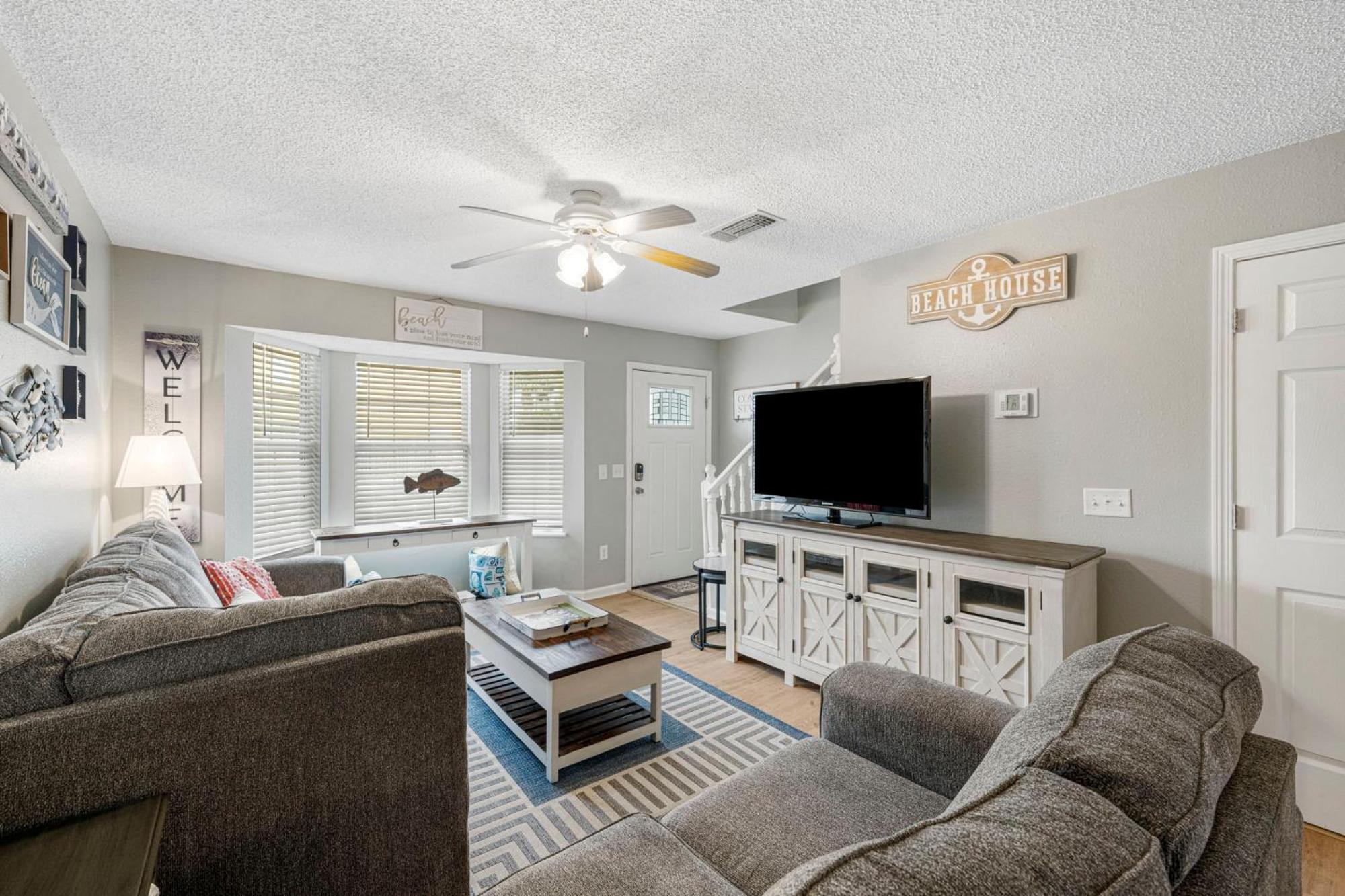 Apartment Barefoot